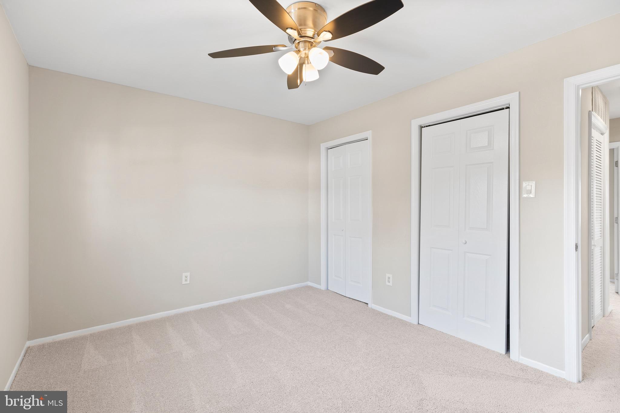 WILLOWBROOK - Residential