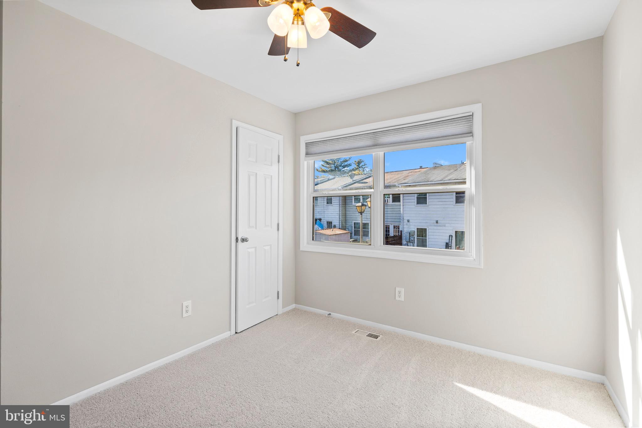 WILLOWBROOK - Residential