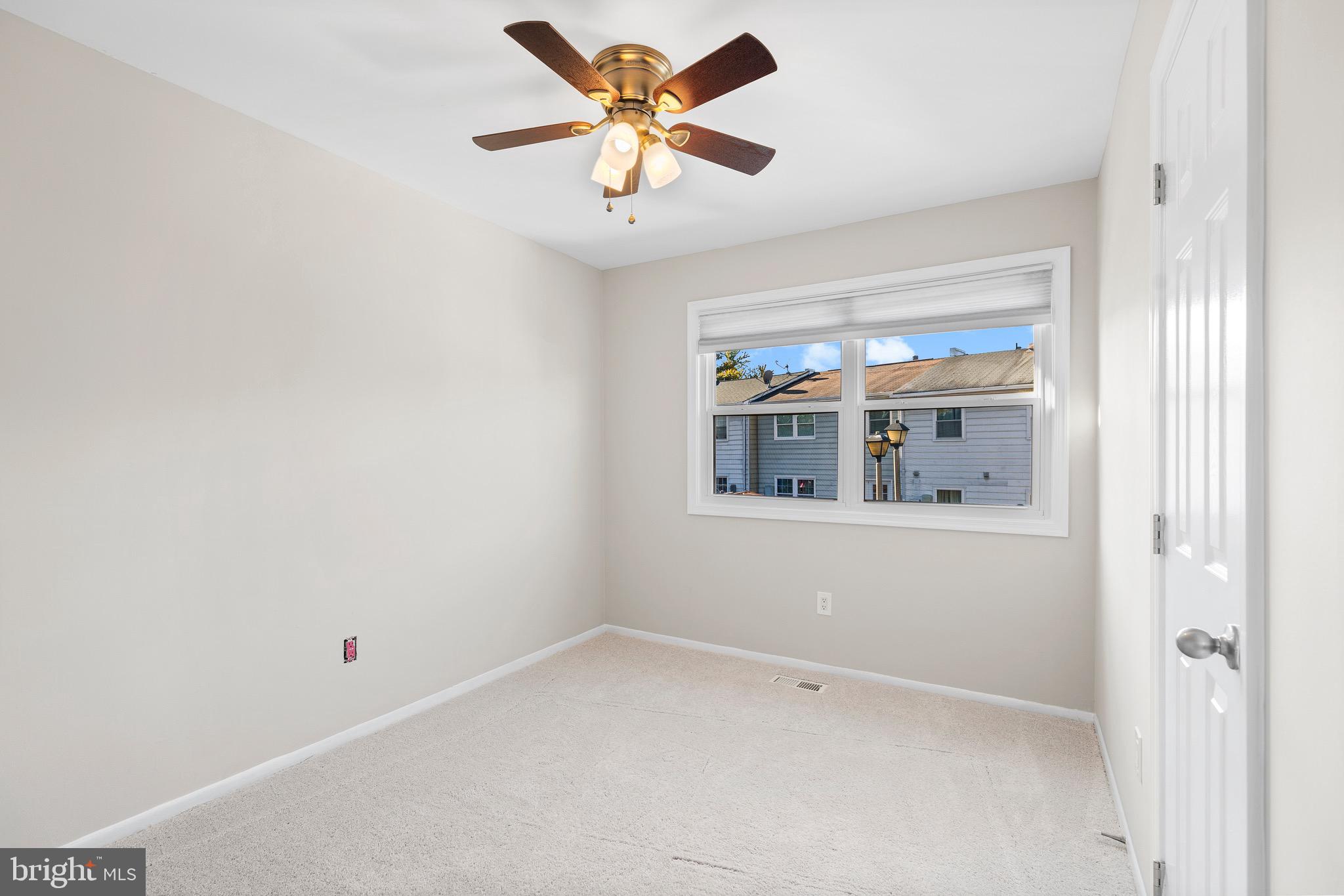 WILLOWBROOK - Residential