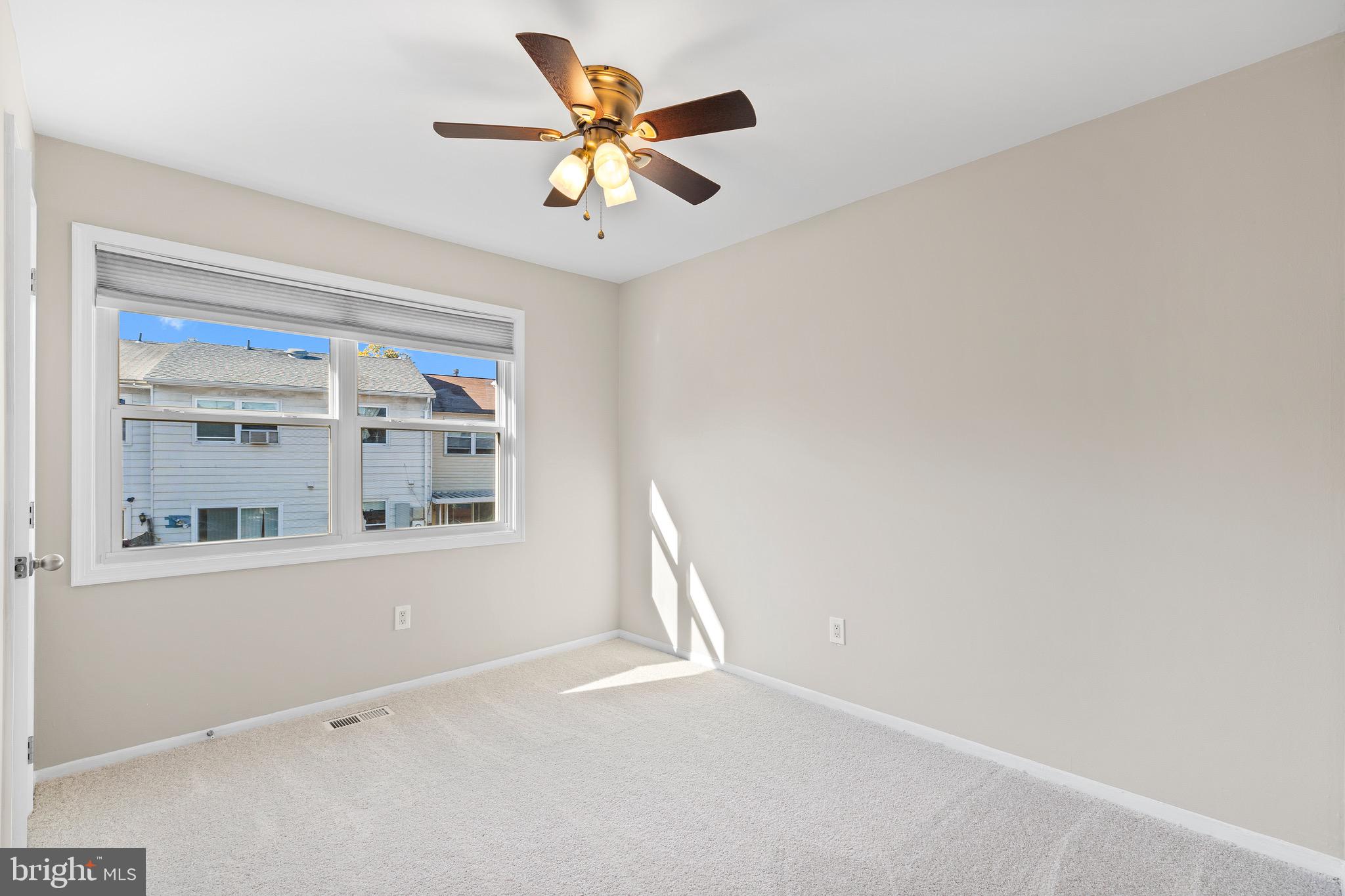 WILLOWBROOK - Residential