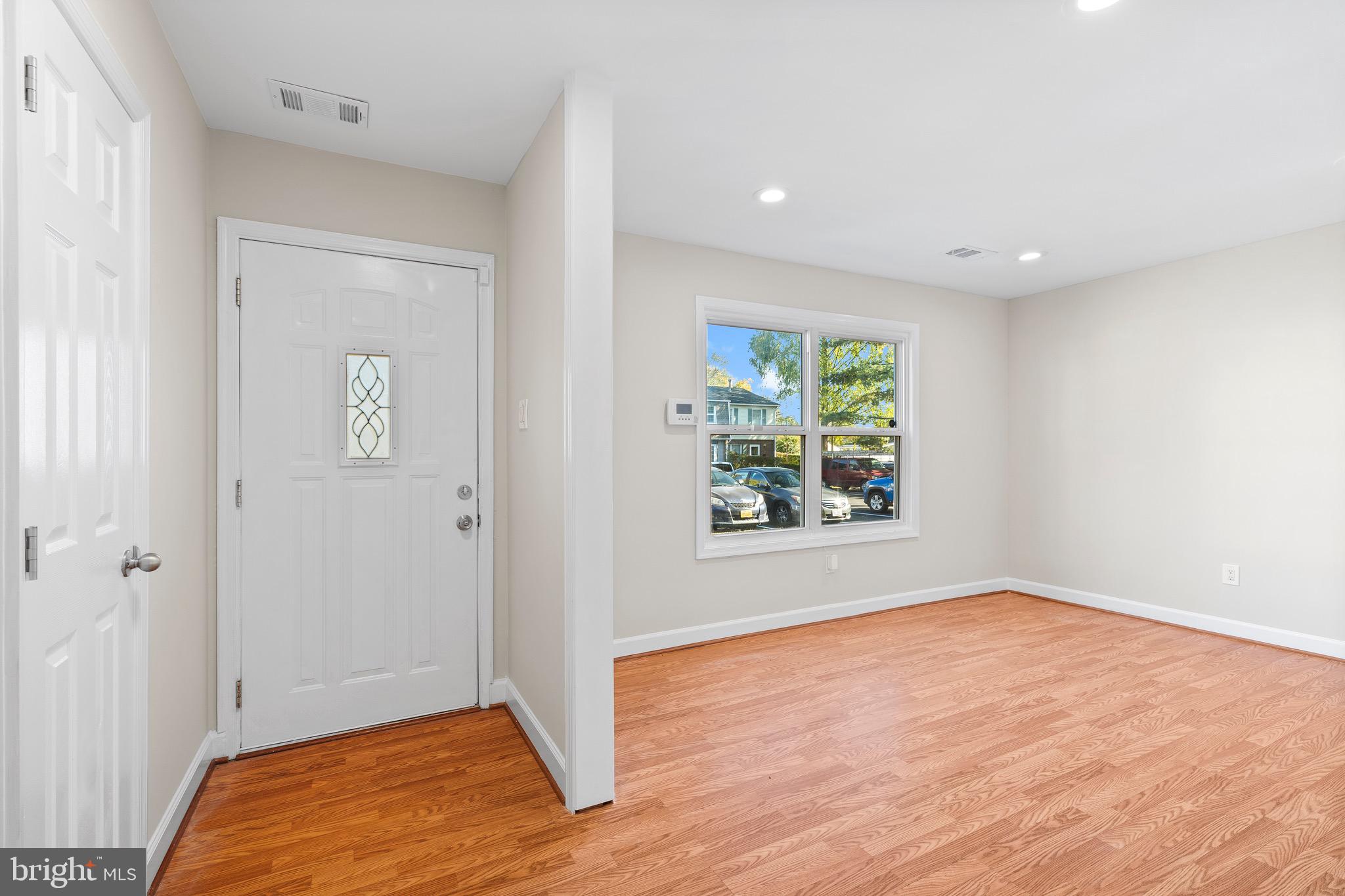 WILLOWBROOK - Residential