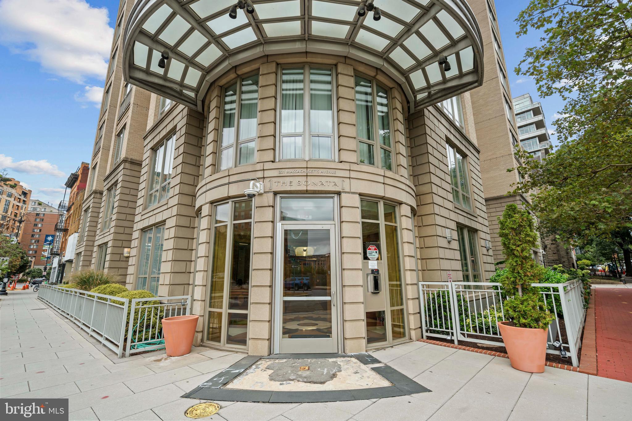 301 MASSACHUSETTS AVENUE NW 504
