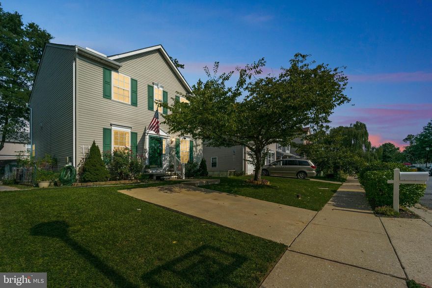 Welcome to Grande View Park - This 4 Bedroom 3.5 Bathroom Features: Upgraded carpets, fresh paint, woodburning fireplace, 3 finished levels! 9' Ceilings, Kitchen Island, 2nd floor laundry, cathedral ceilings, master bath w/jetted sunken tub, patio in the rear yard! Fully finished basement with bedroom, 1 full bathroom and entertaining room. End of quiet cul-de-sac! Turn-key condition!  Close to Fort Meade, Annapolis Rt. 295, 170, 100, etc