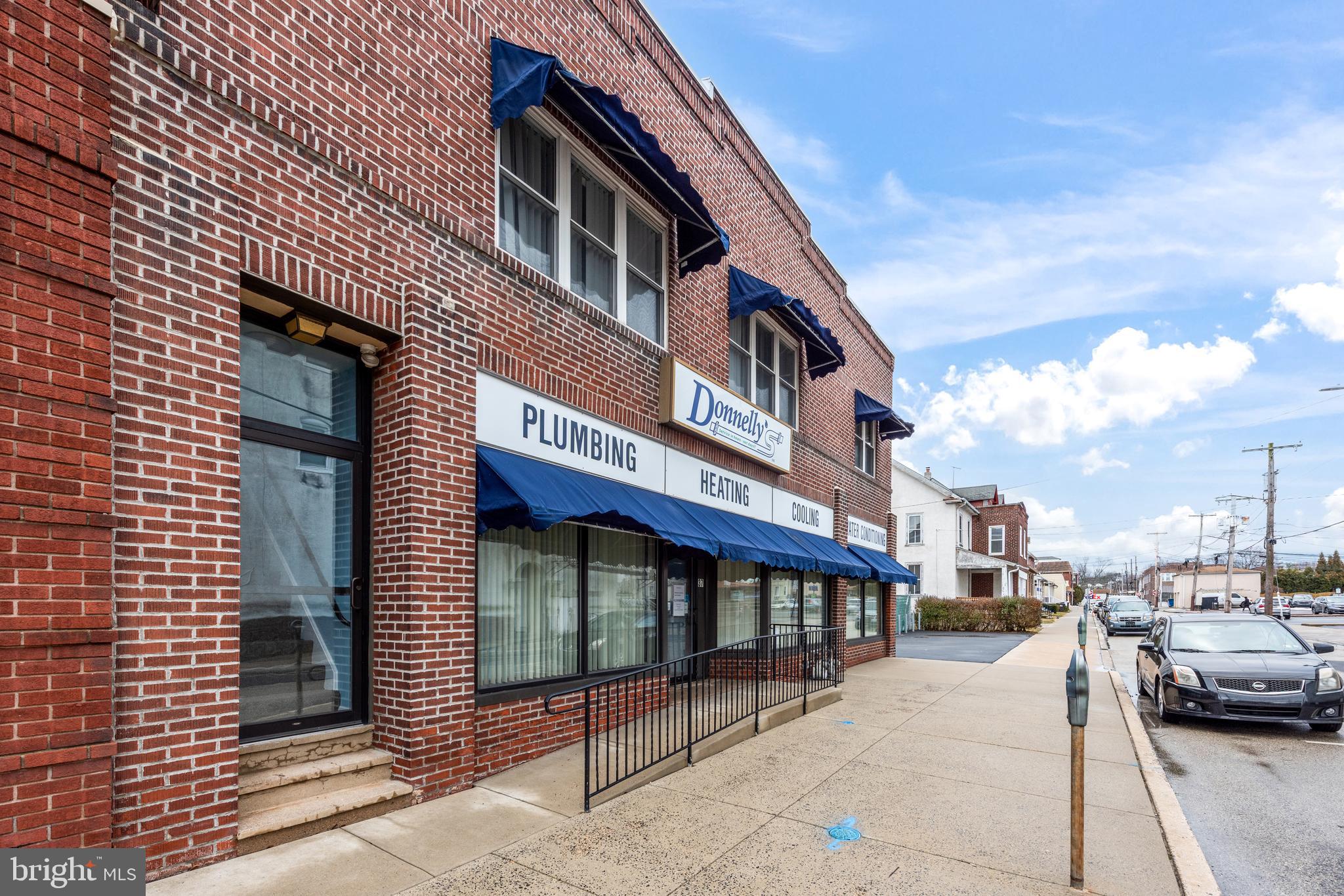 41 - 35 W 2ND STREET