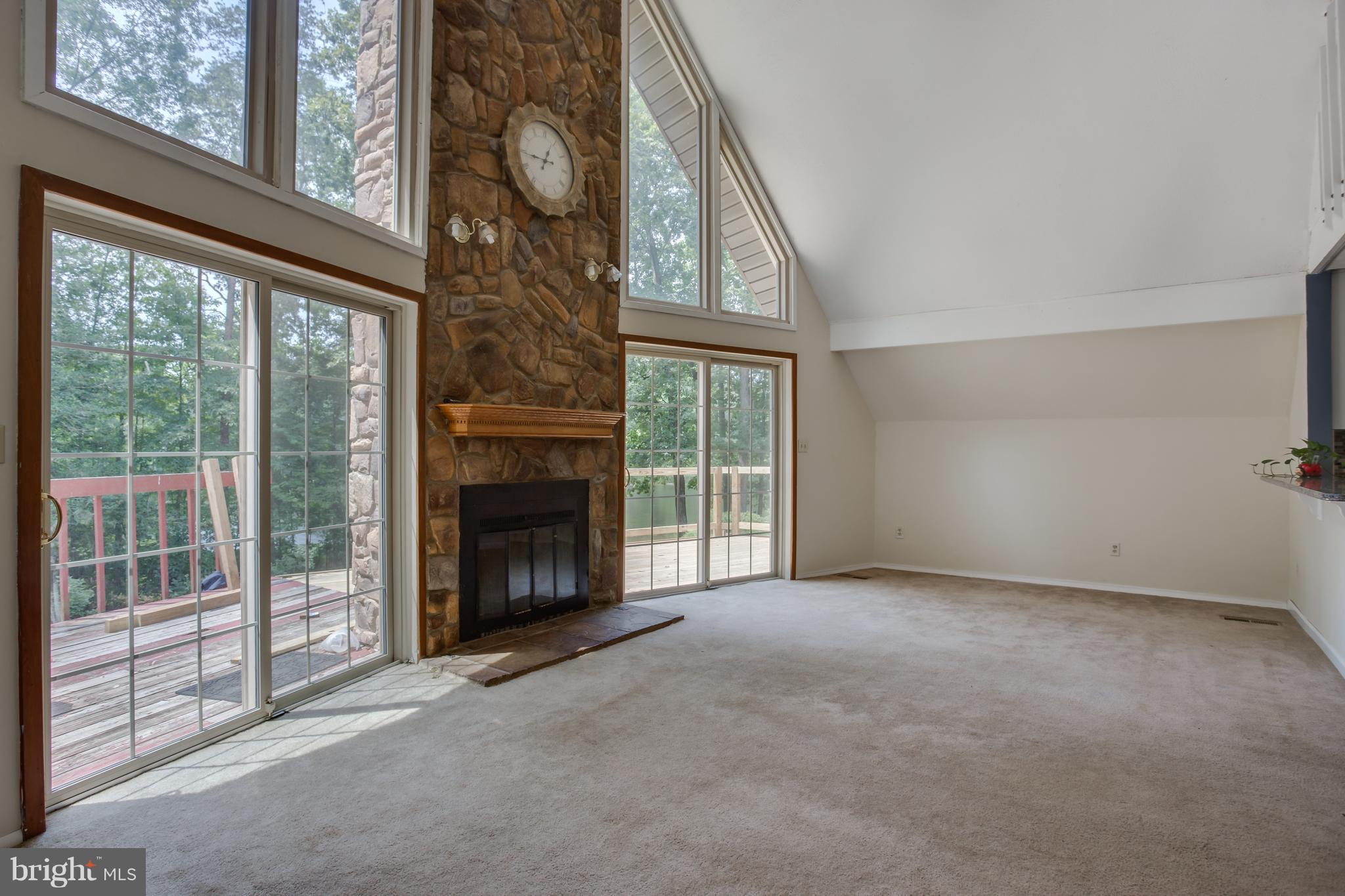 LAKE WILDERNESS - Residential