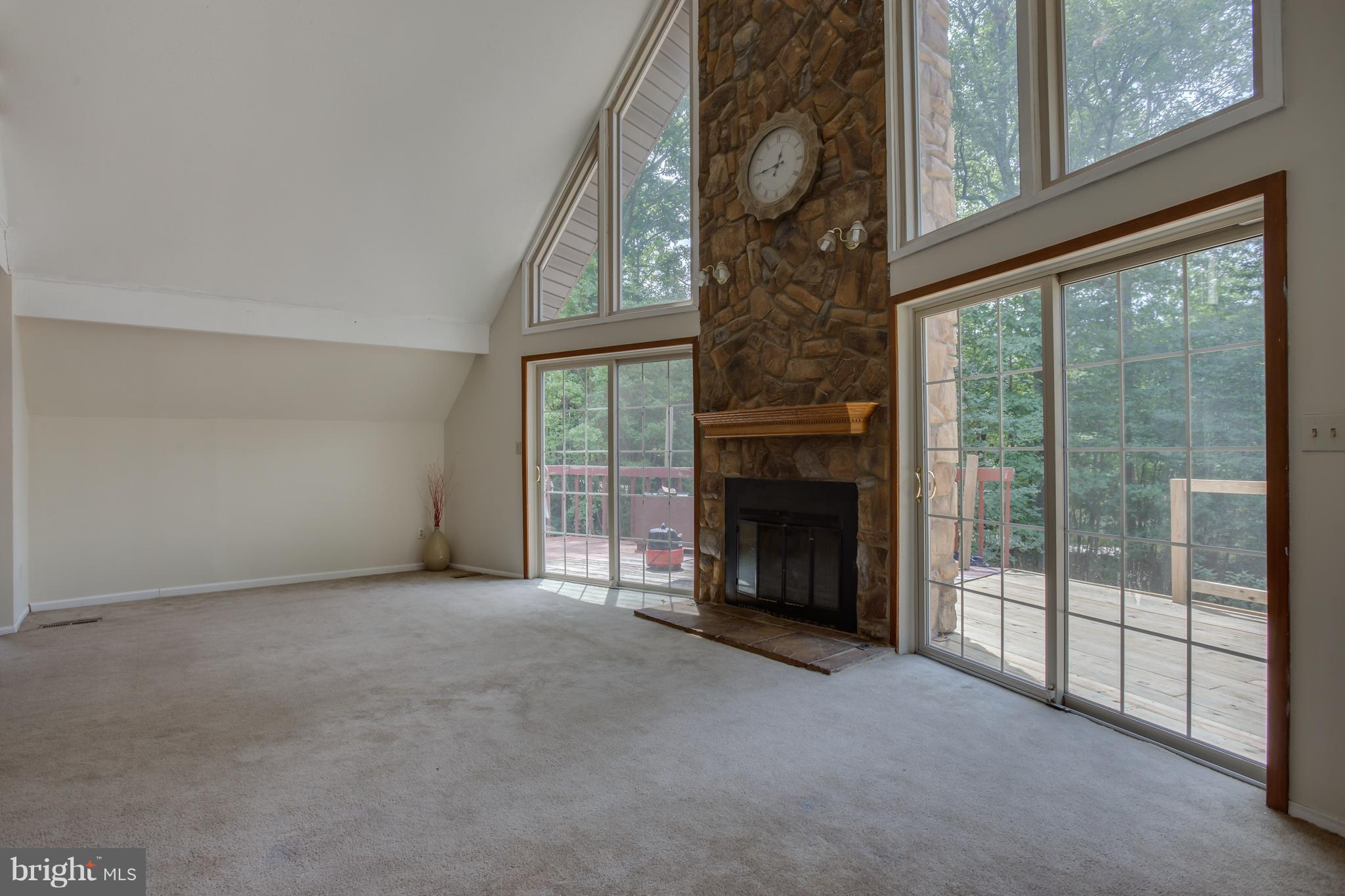 LAKE WILDERNESS - Residential