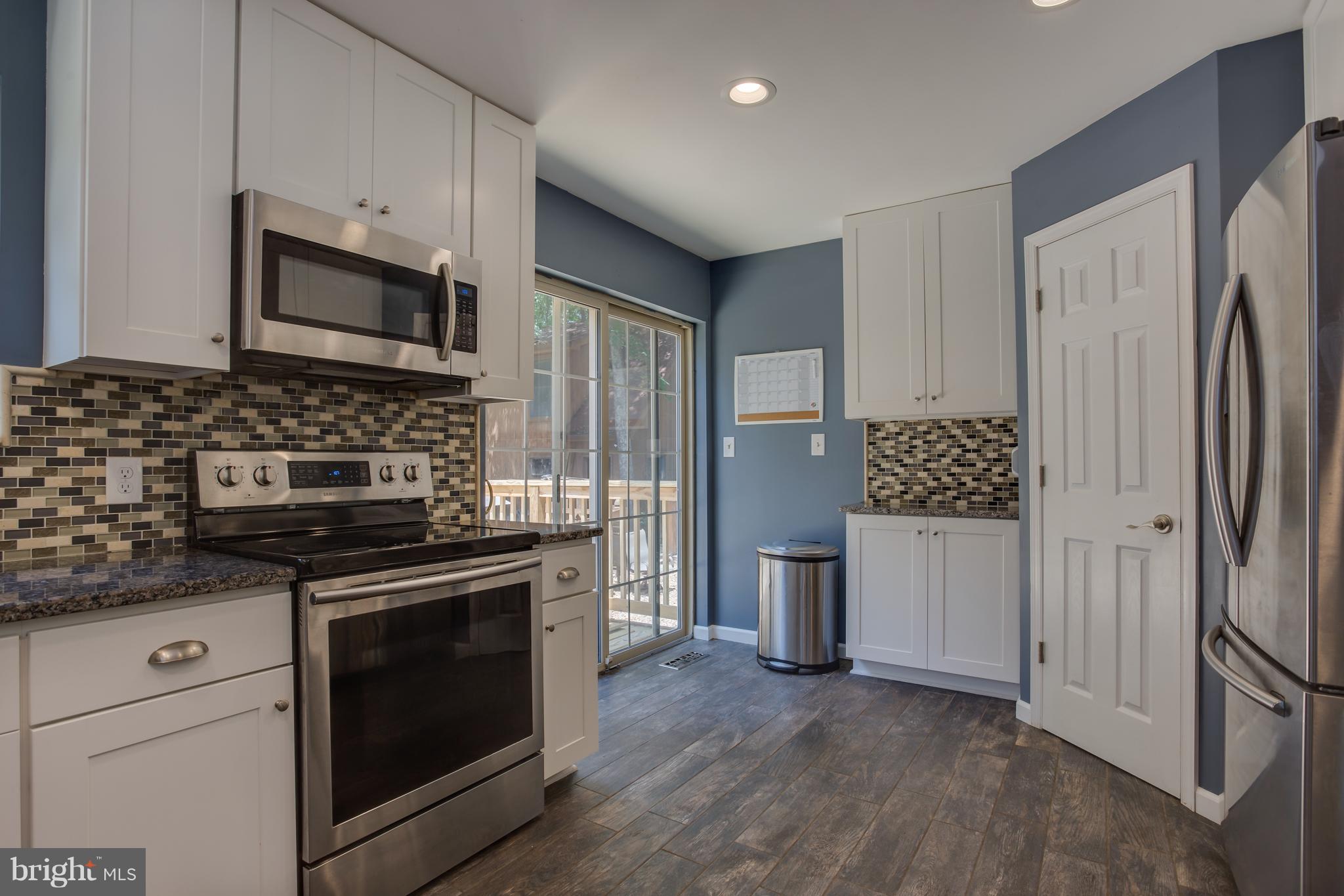 LAKE WILDERNESS - Residential