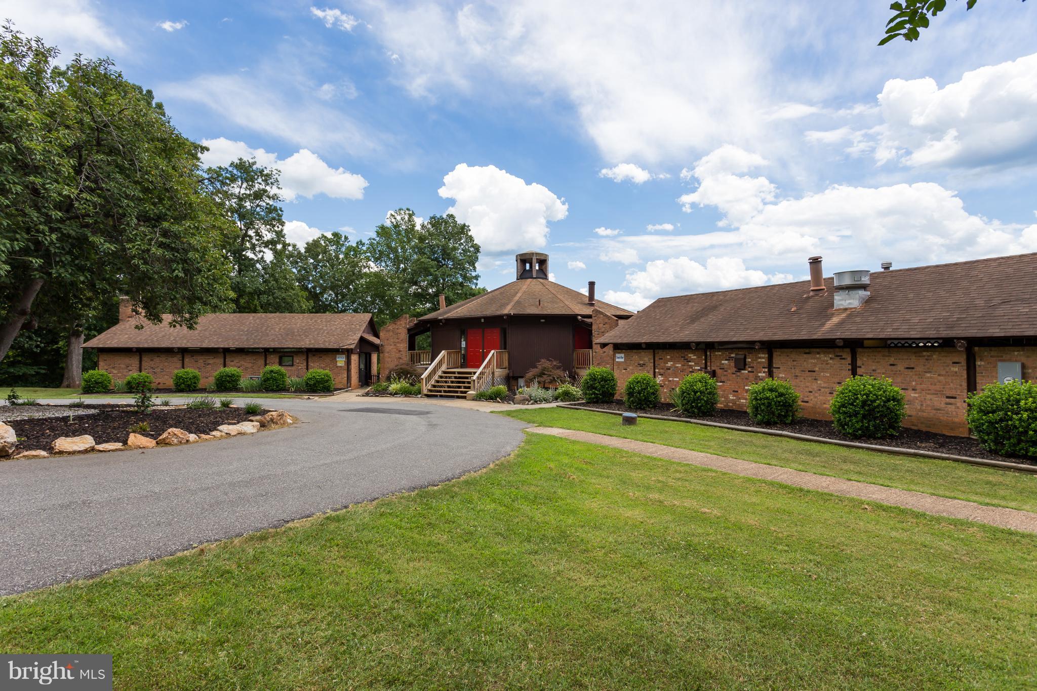 LAKE WILDERNESS - Residential