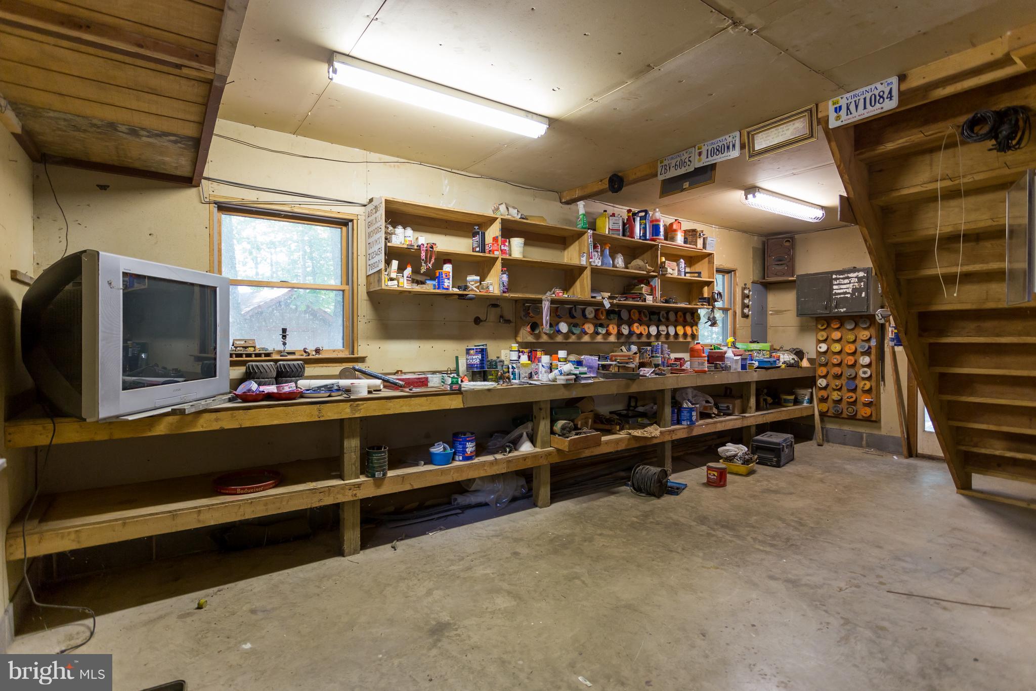 LAKE WILDERNESS - Residential