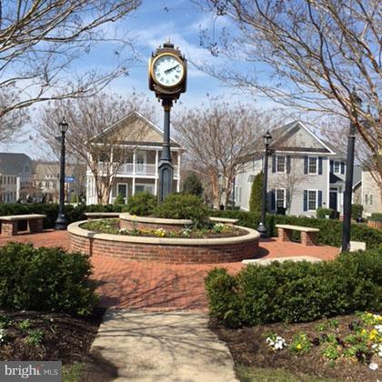 LADYSMITH VILLAGE - Residential Lease