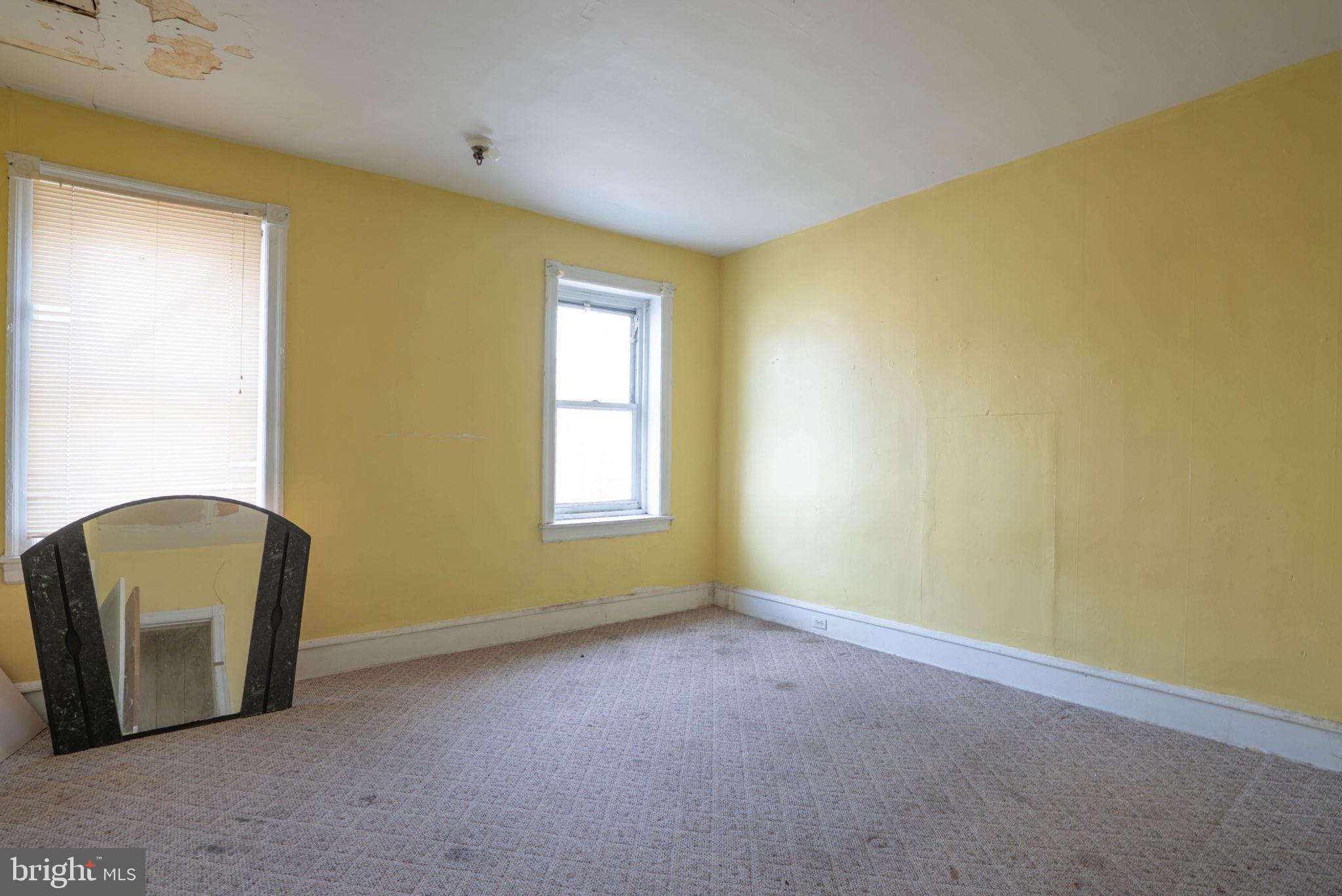 WEST PASSYUNK - Commercial Sale