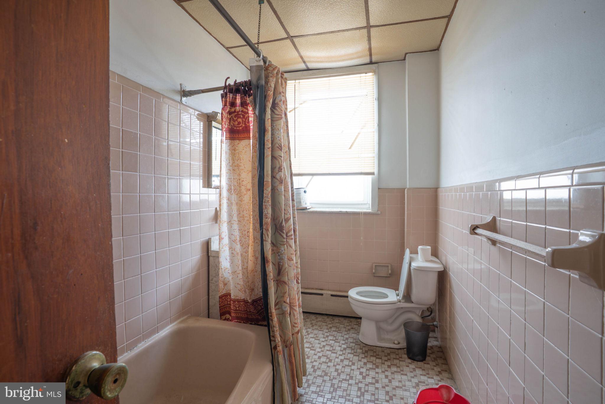 WEST PASSYUNK - Commercial Sale