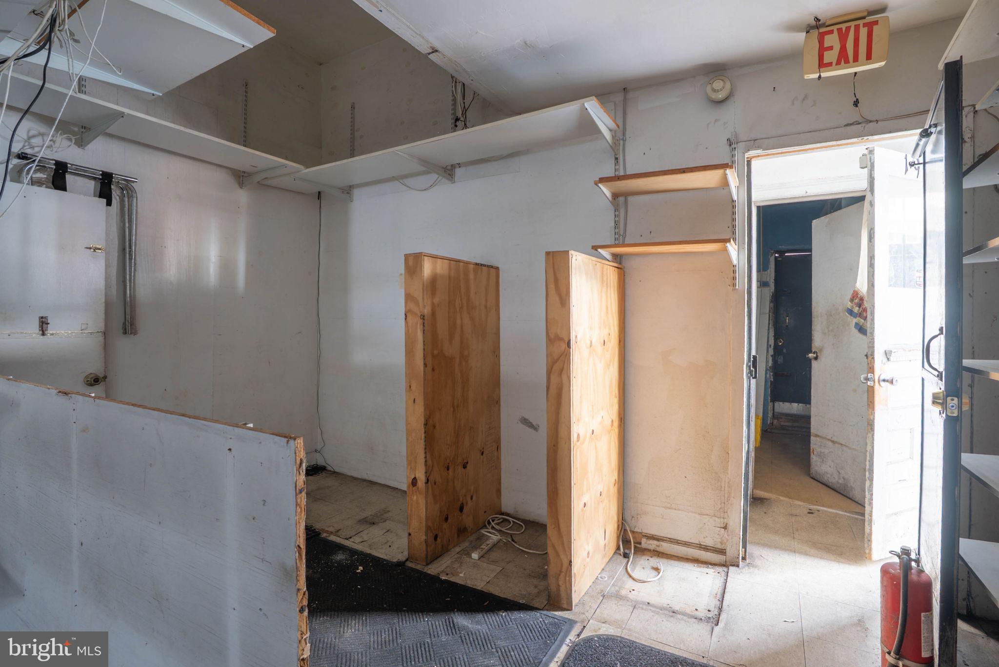 WEST PASSYUNK - Commercial Sale