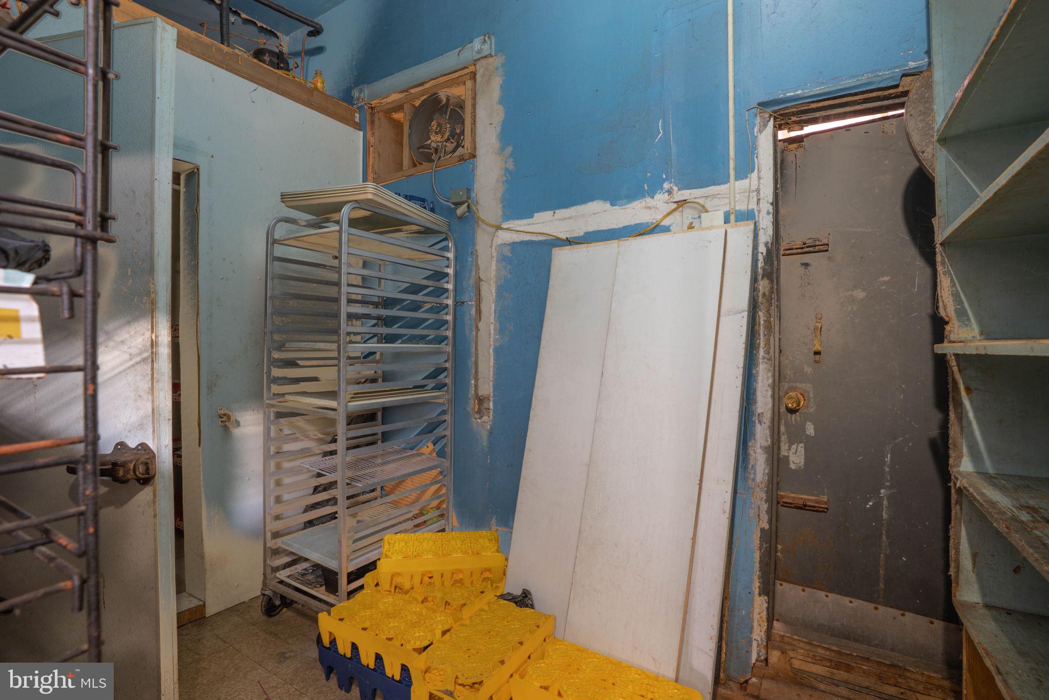 WEST PASSYUNK - Commercial Sale