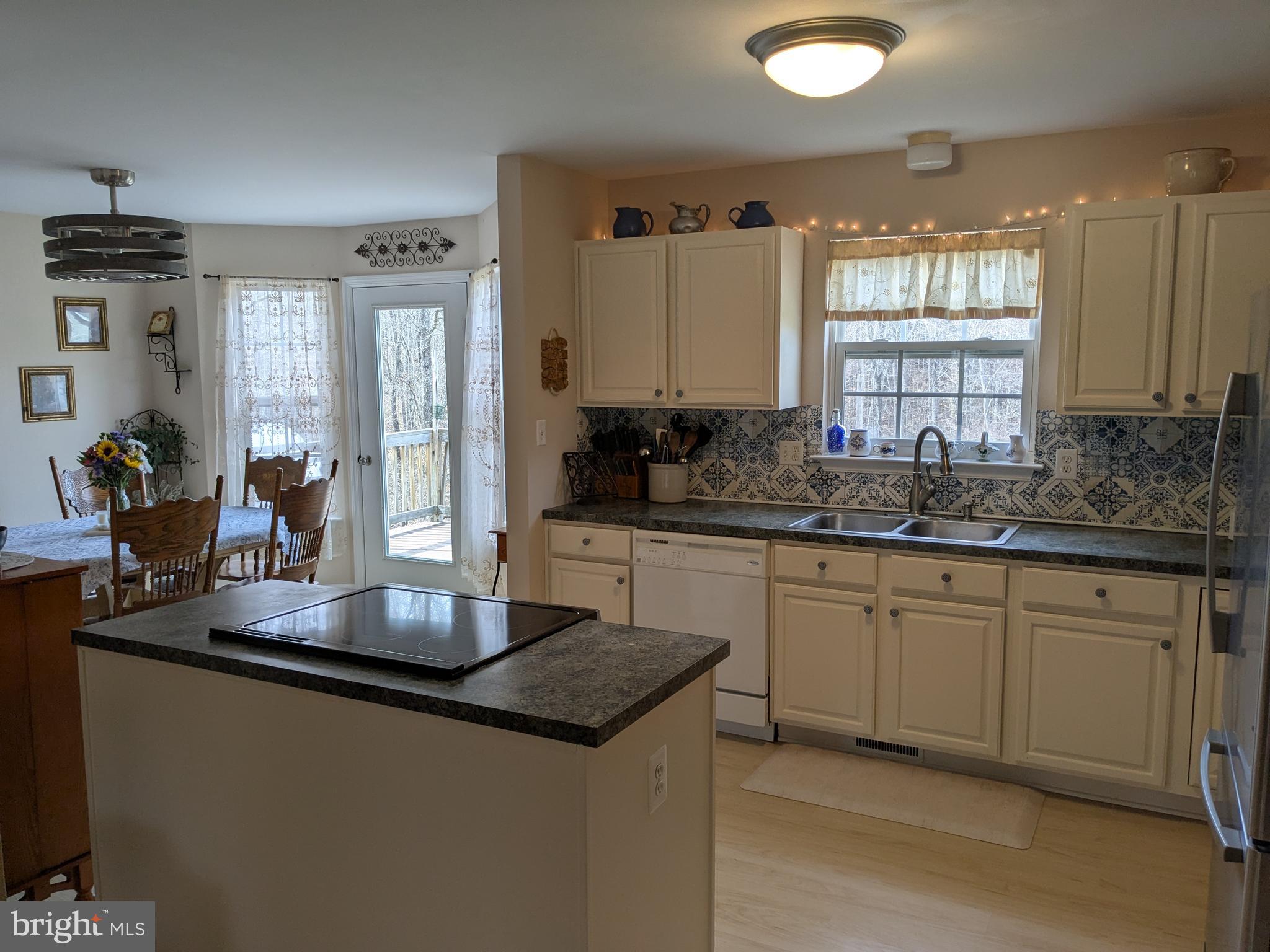 HOYLE-CANNON - Residential