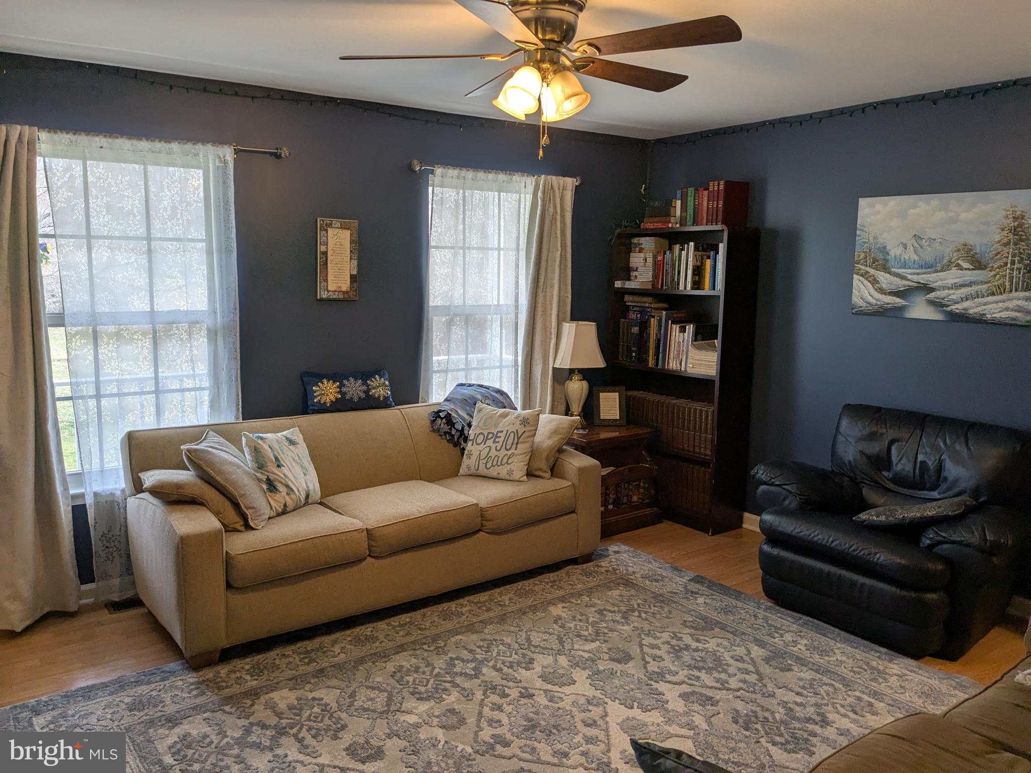 HOYLE-CANNON - Residential