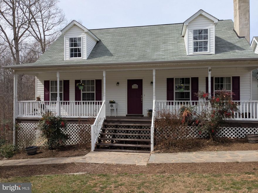 Beautiful home on 1.61 acres with a basement apartment with its own entrance. Situated down a private lane, this home is a retreat for anyone who enjoys living in the quiet countryside. The acreage slopes through the woods to a stream at the bottom of the hill. This is a wonderful home. For the gardener, there are raised gardening beds and established landscaping. Blackberries grow in abundance on the property, the peach tree produces in July and the grapes ripen on the vine in late August.

Freshly painted throughout, the house is warm and welcoming. A brand new range has been installed in the kitchen. There is new flooring in three bathrooms. The neighbors are friendly, easygoing and respectful of privacy.

For those who enjoy fishing, boating and hunting, a ten minute drive to the nearby Rappahannock River offers plenty of outdoor recreation. Lenn Park is an easy ten minute drive, offering ball fields and a playground.

Come see this charming home today and make it your own.