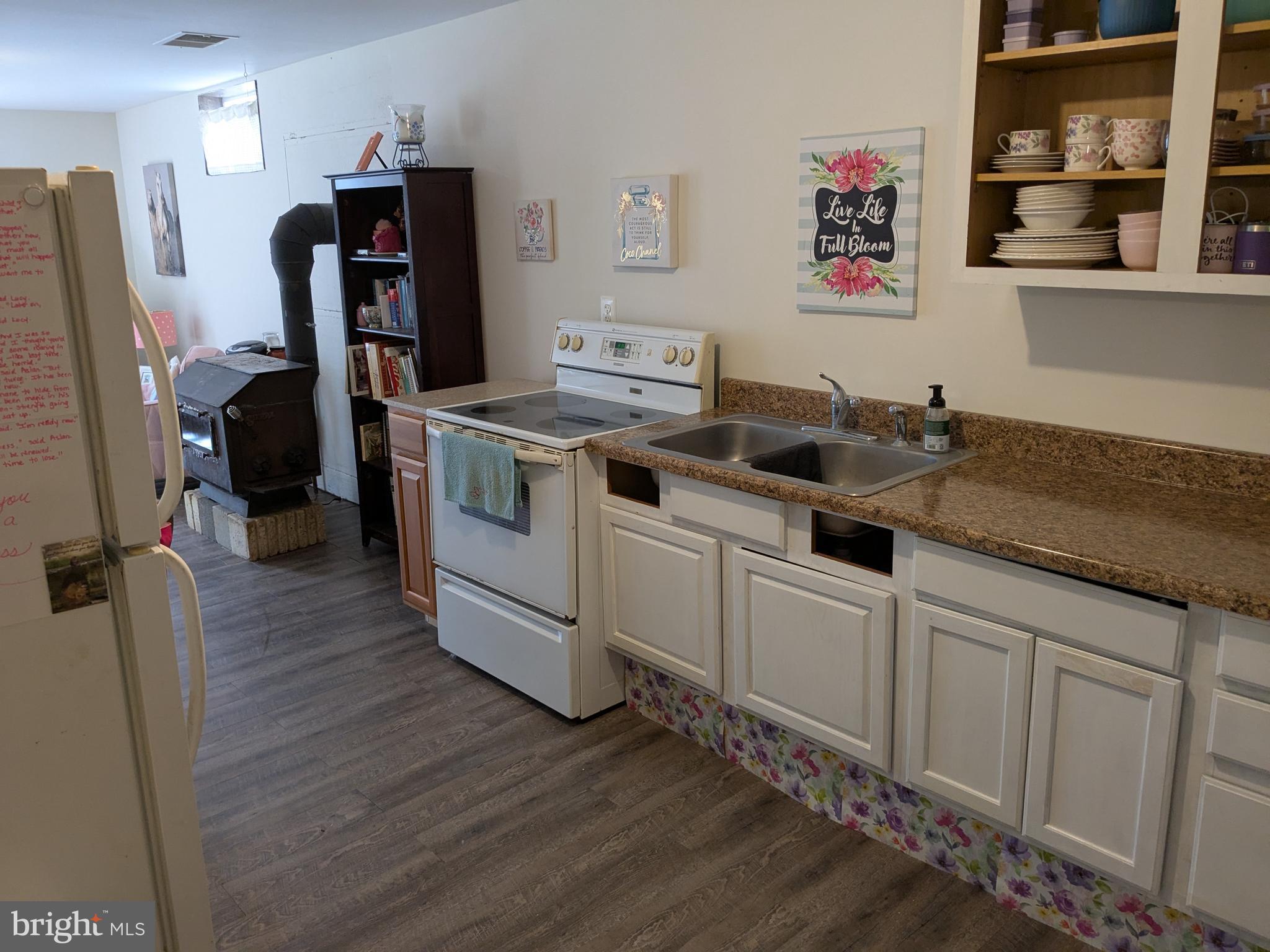 HOYLE-CANNON - Residential