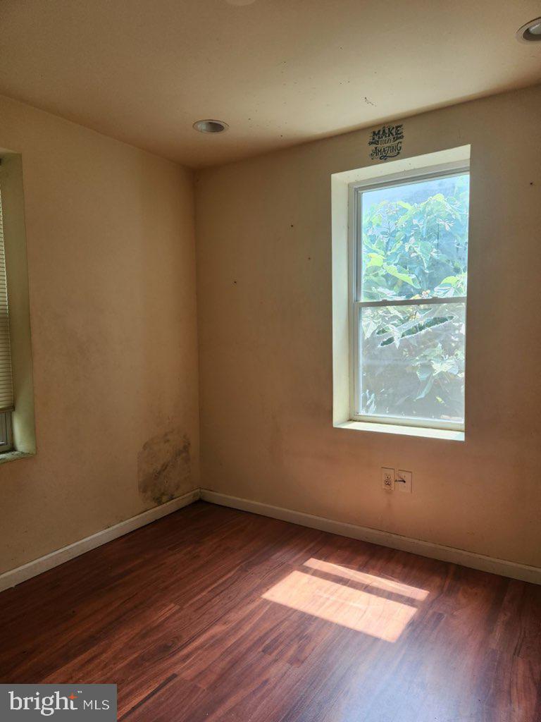 PHILADELPHIA - Residential