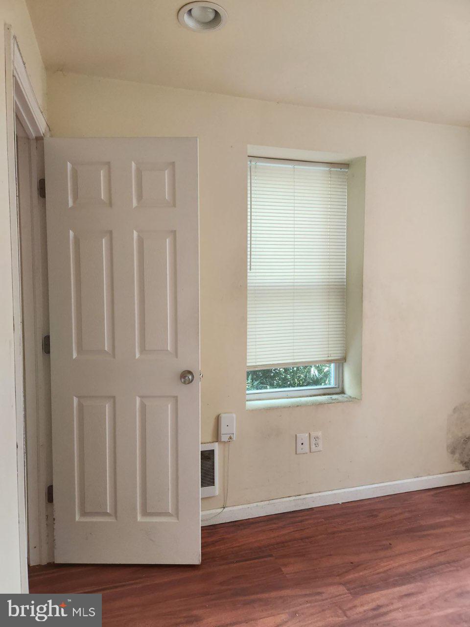 PHILADELPHIA - Residential