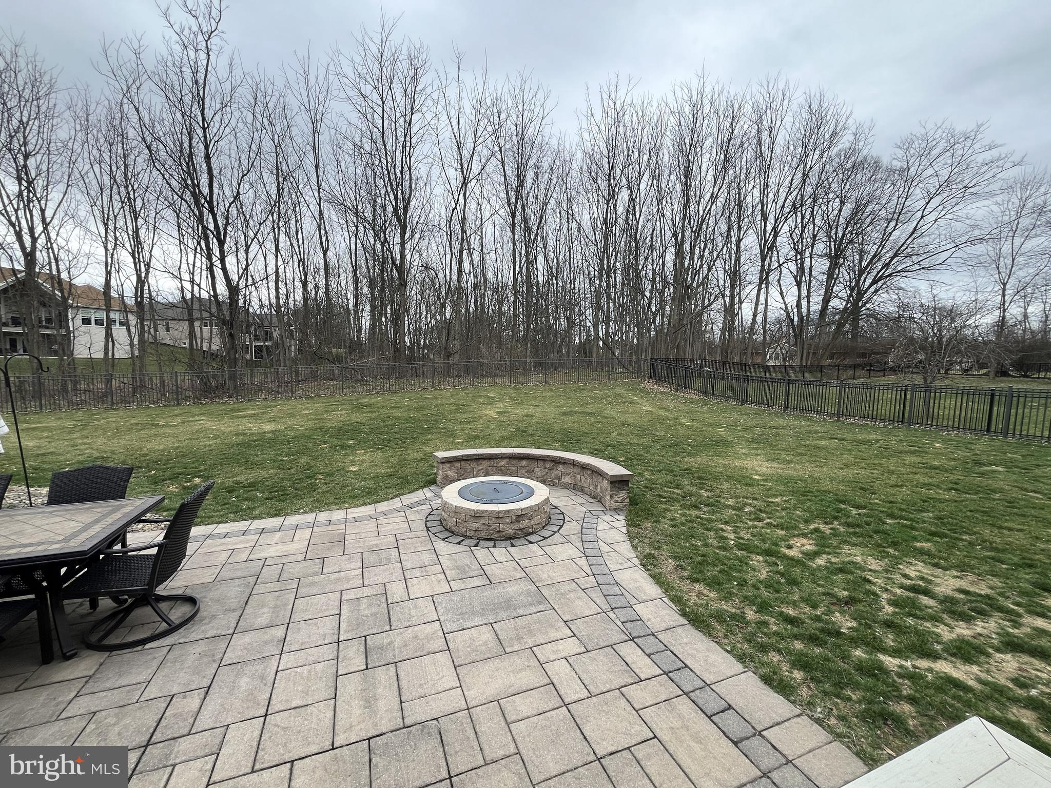 FOXWOOD - Residential