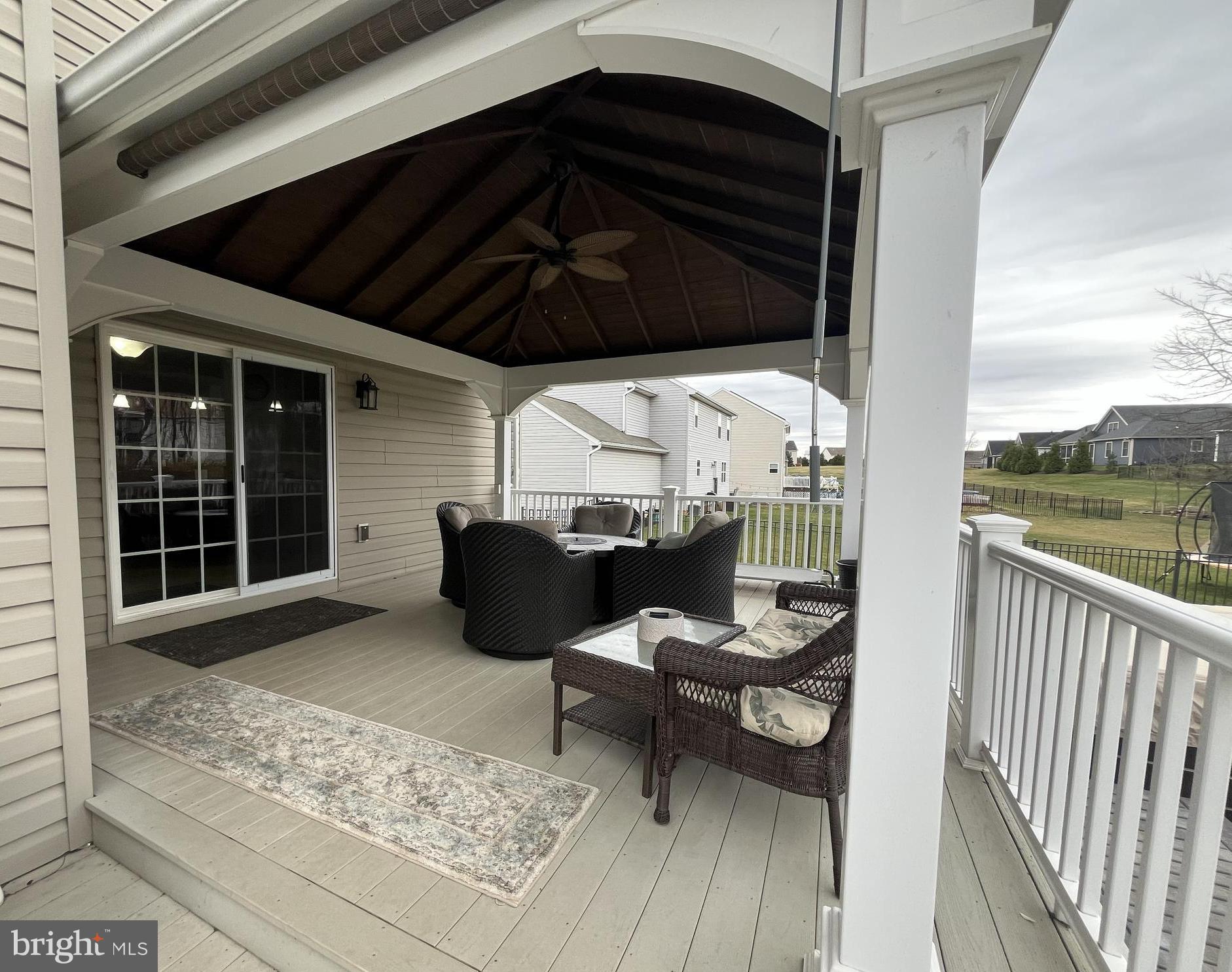 FOXWOOD - Residential