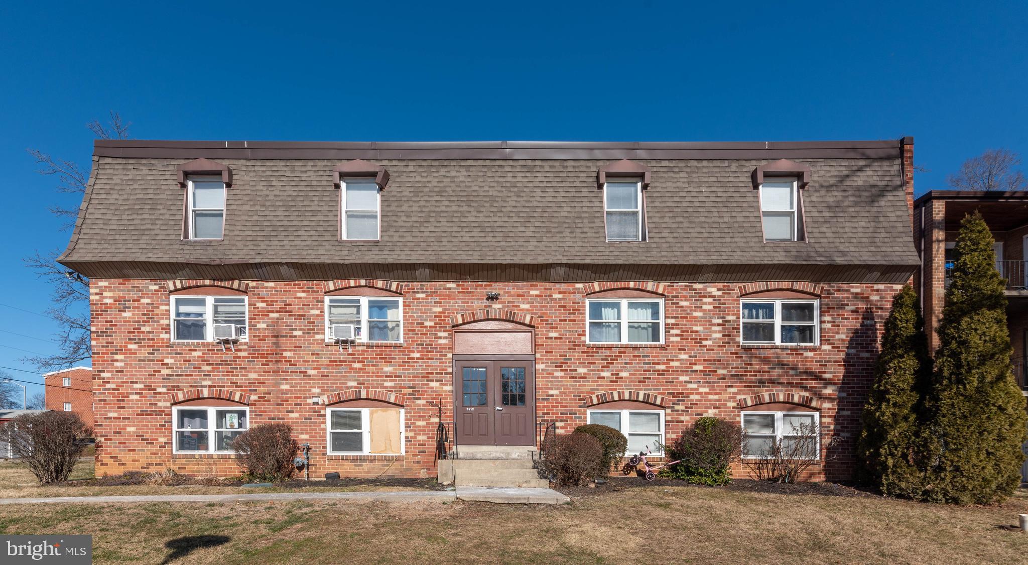 ROSEMONT EAST - Residential