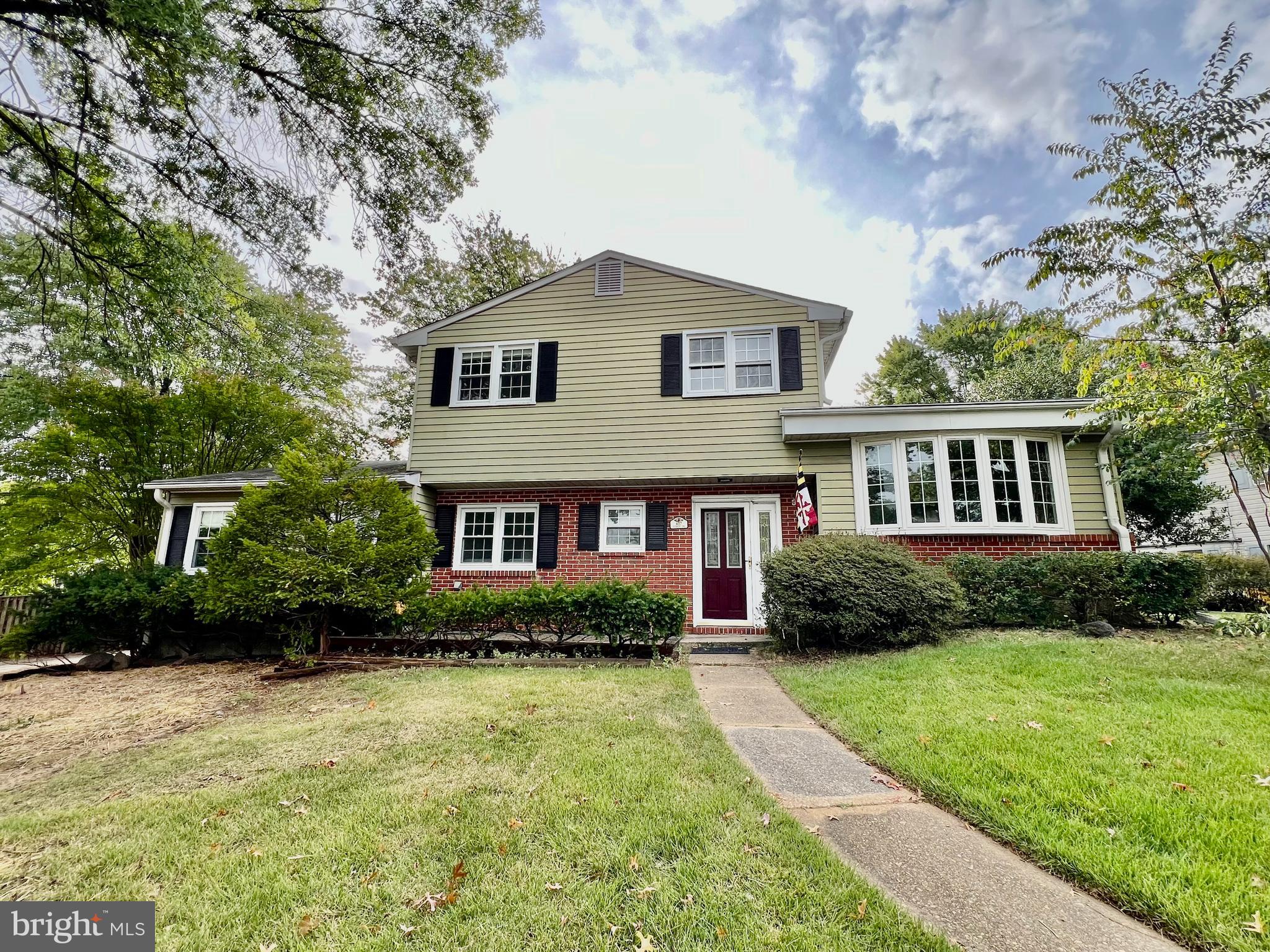 CRESTWOOD - Residential Lease