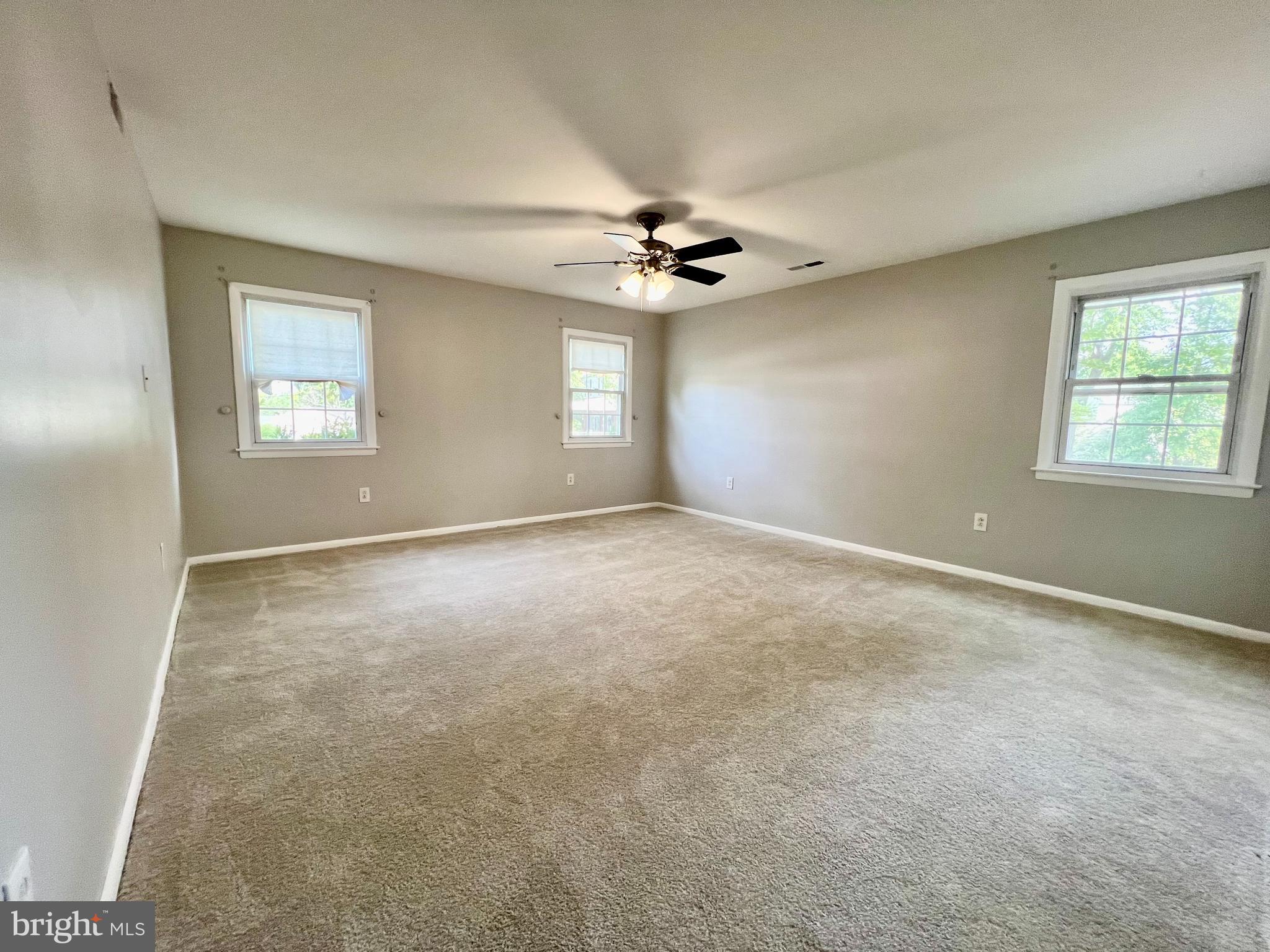 CRESTWOOD - Residential Lease