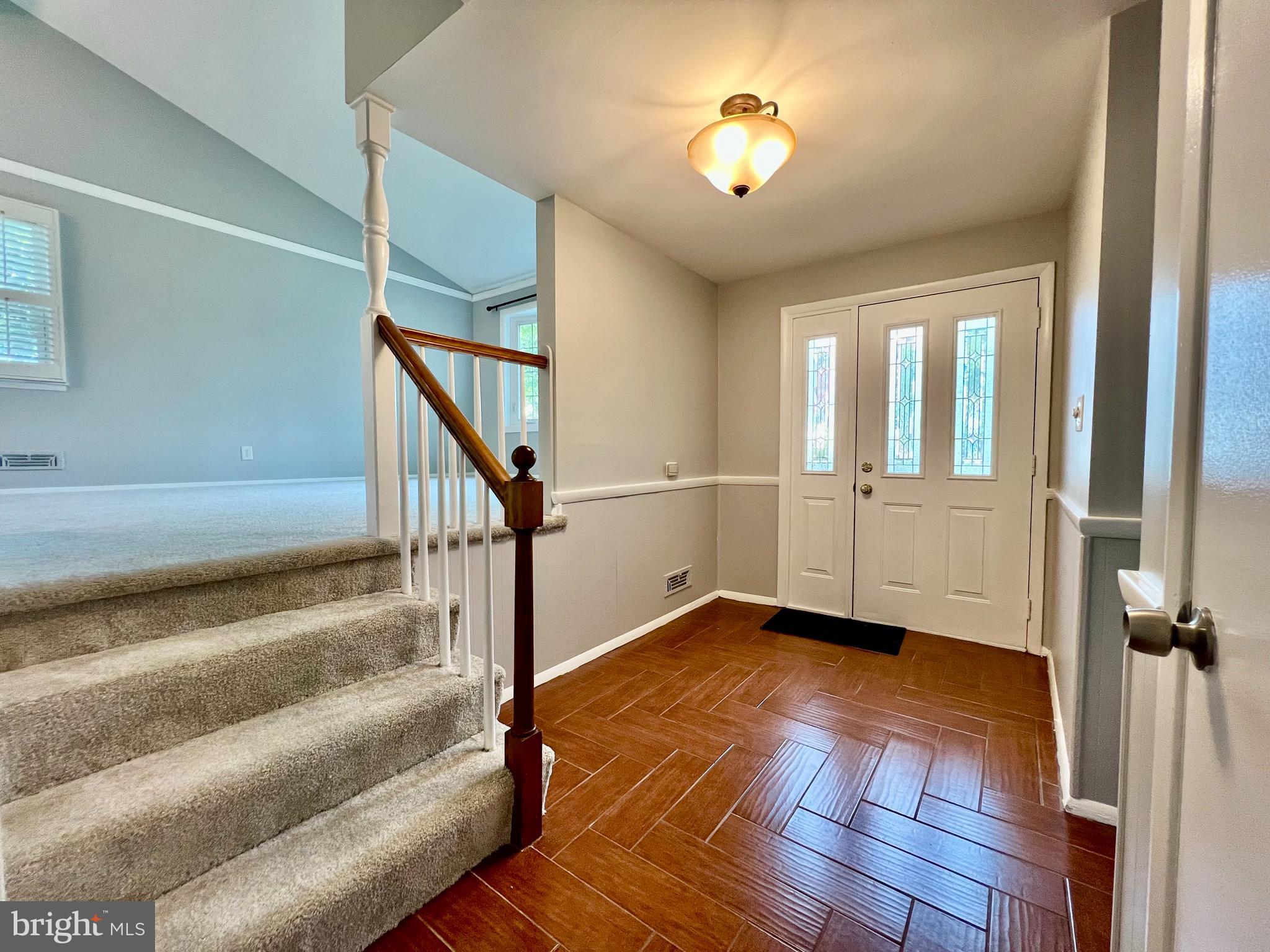 CRESTWOOD - Residential Lease