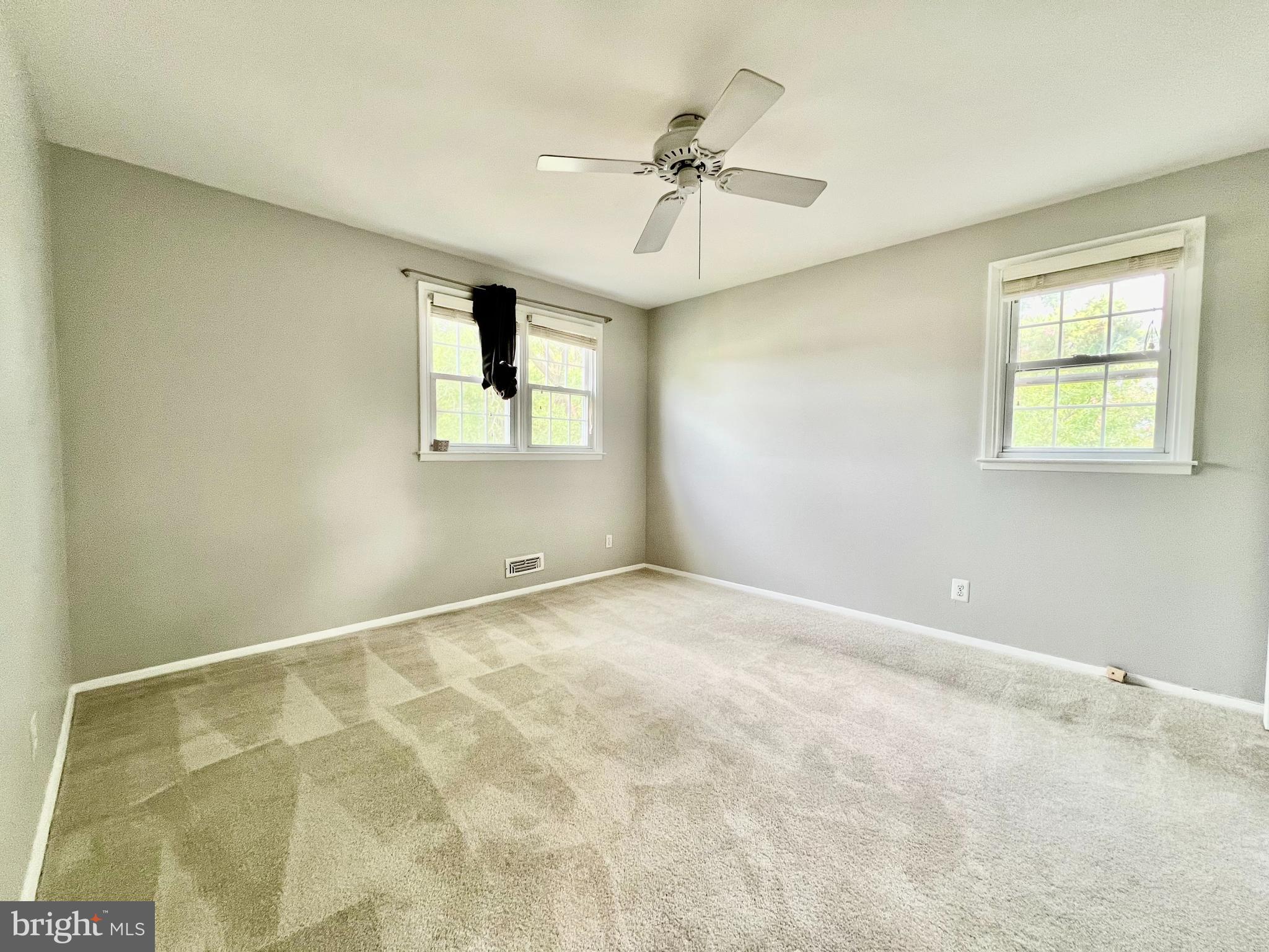 CRESTWOOD - Residential Lease