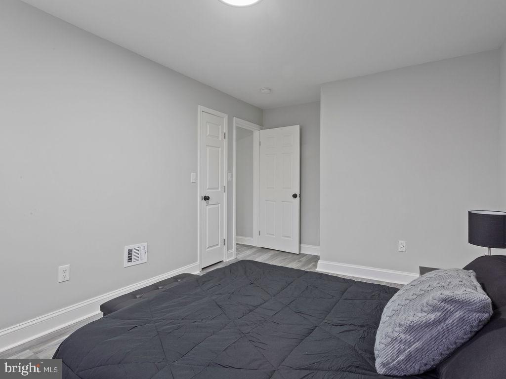 RAMBLEWOOD - Residential