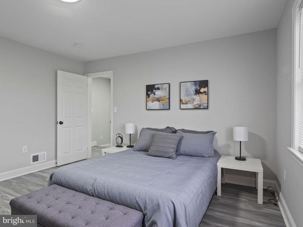 RAMBLEWOOD - Residential