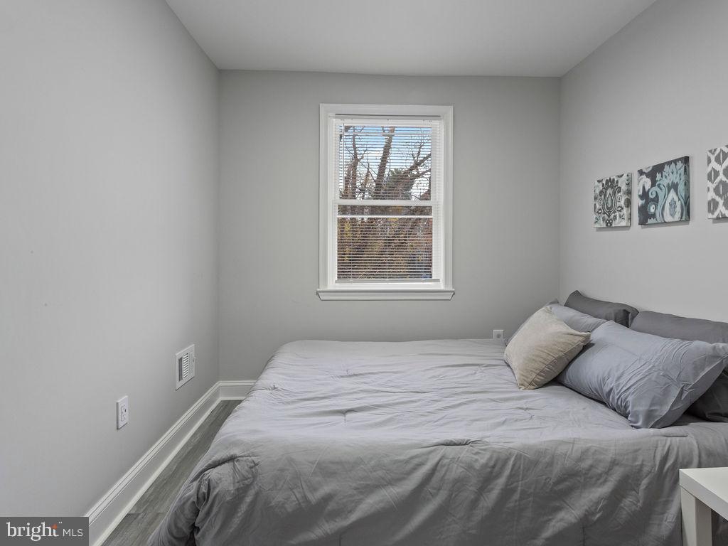 RAMBLEWOOD - Residential