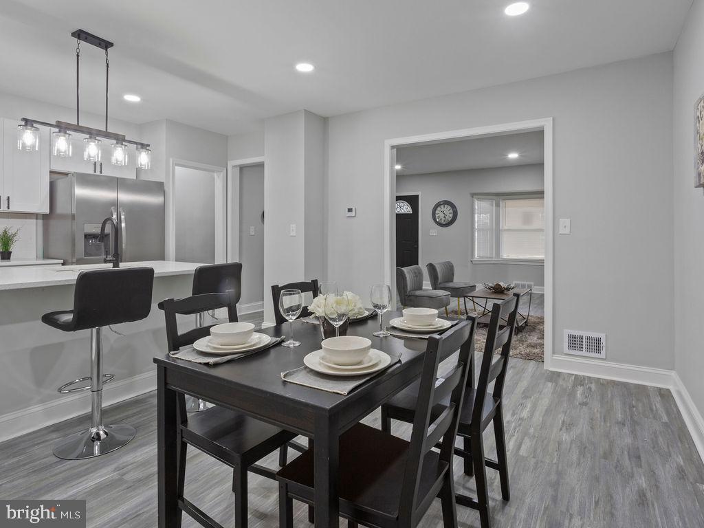 RAMBLEWOOD - Residential