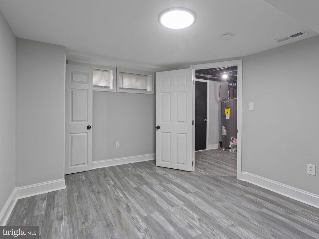 RAMBLEWOOD - Residential