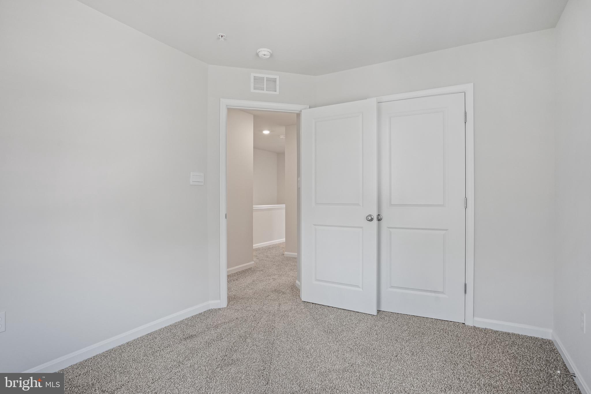 WOODYARD - Residential