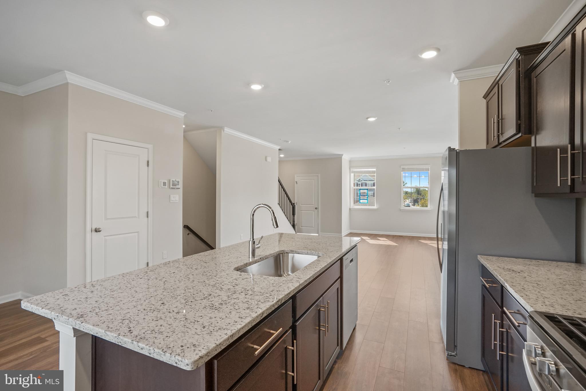 WOODYARD - Residential