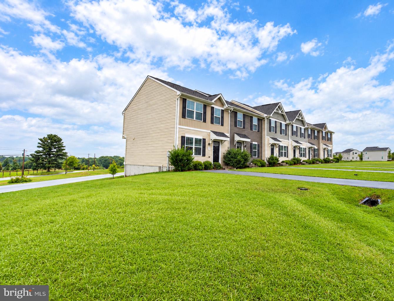 19 CHINCOTEAGUE LANE