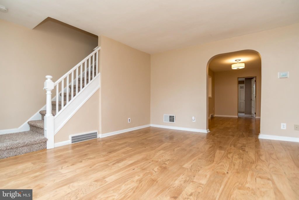 Photo of 797 3rd Avenue, BRISTOL, PA 19007 (MLS # PABU2112288)