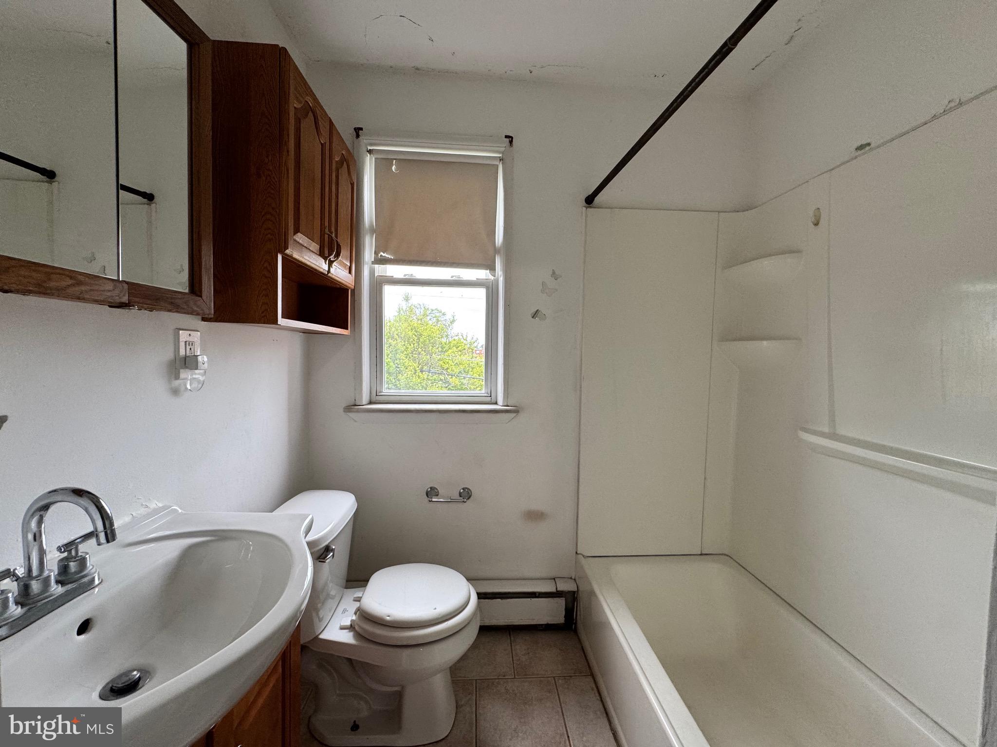 WILTSHIRE - Residential