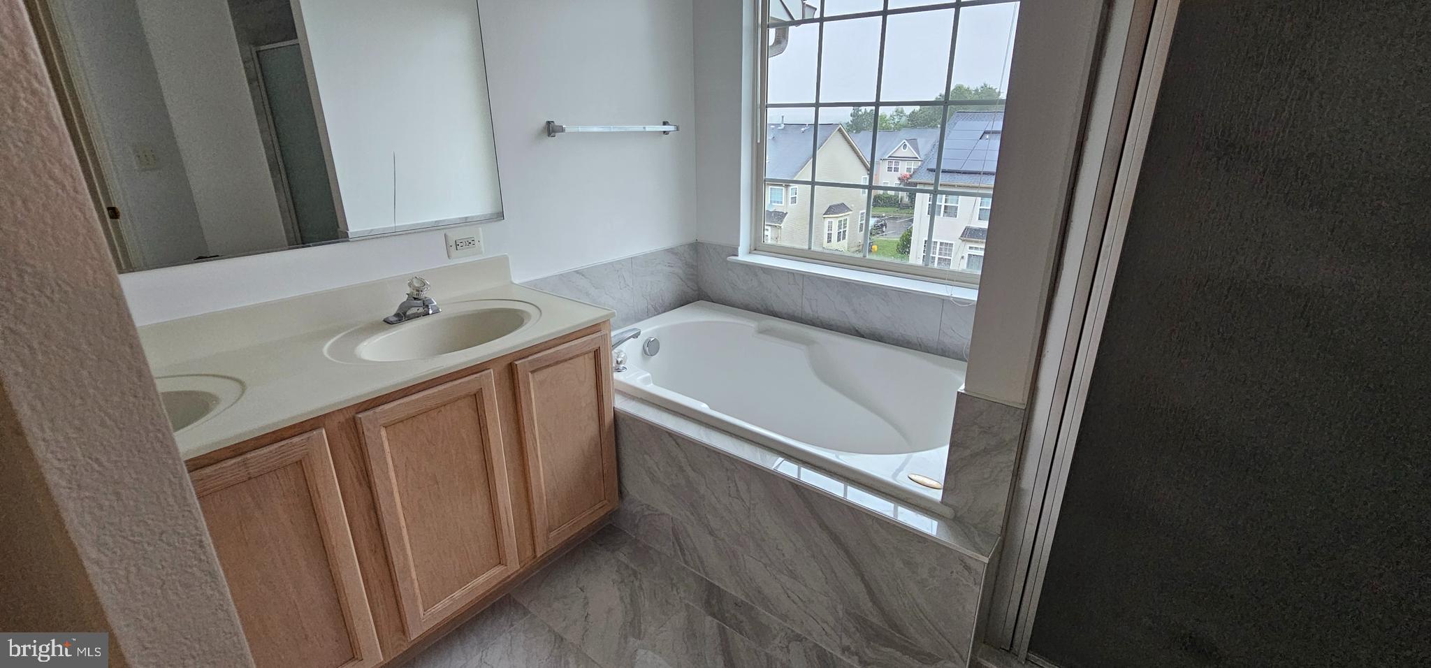 MARKHAMS GRANT - Residential Lease