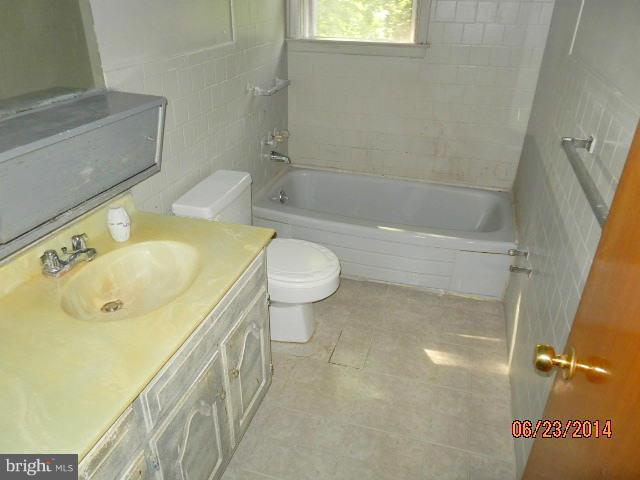 GLENMONT - Residential