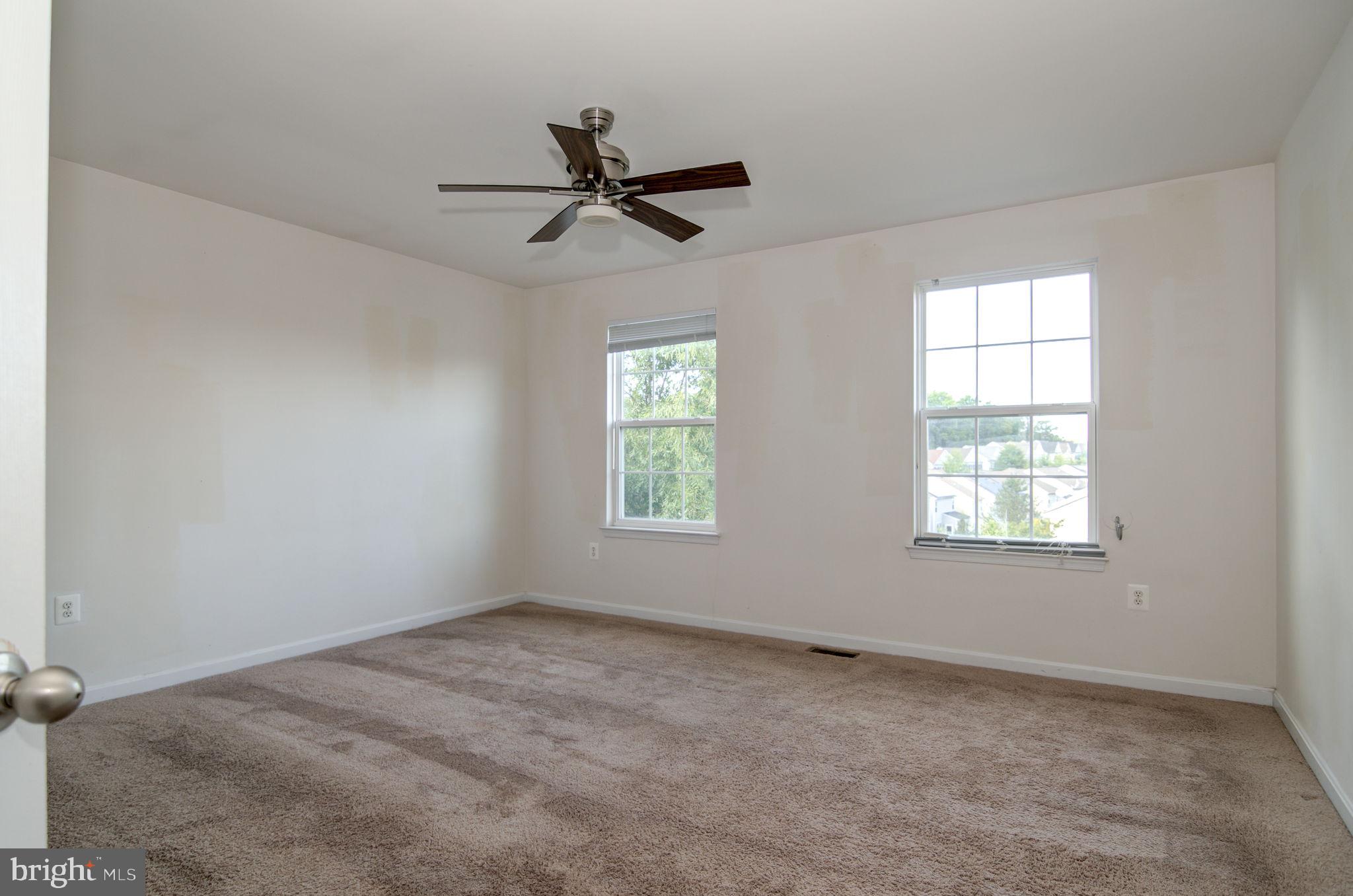 EAGLES POINTE - Residential Lease