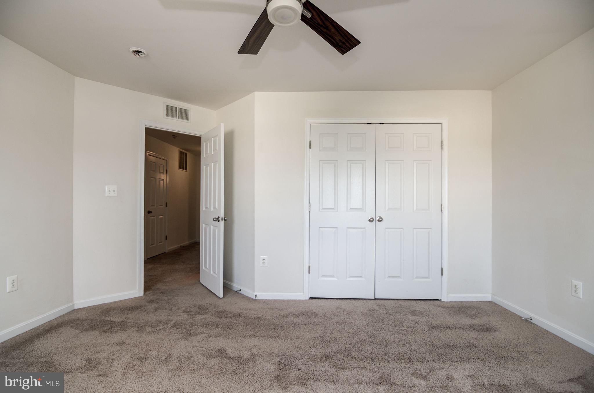 EAGLES POINTE - Residential Lease