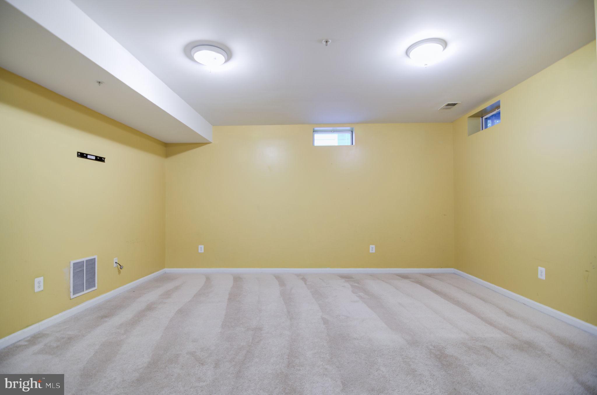 EAGLES POINTE - Residential Lease