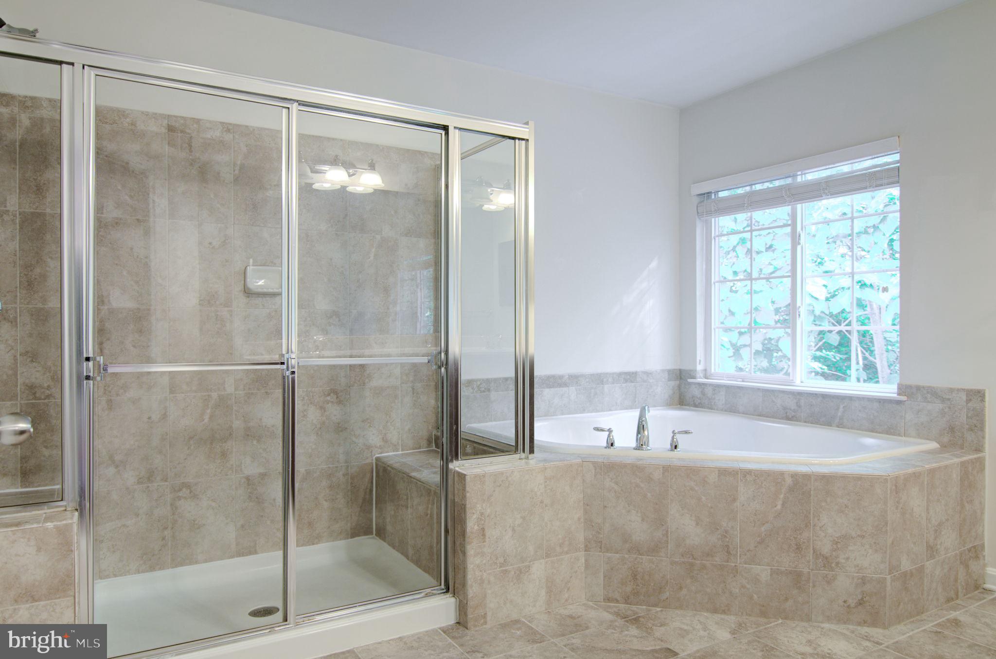 EAGLES POINTE - Residential Lease