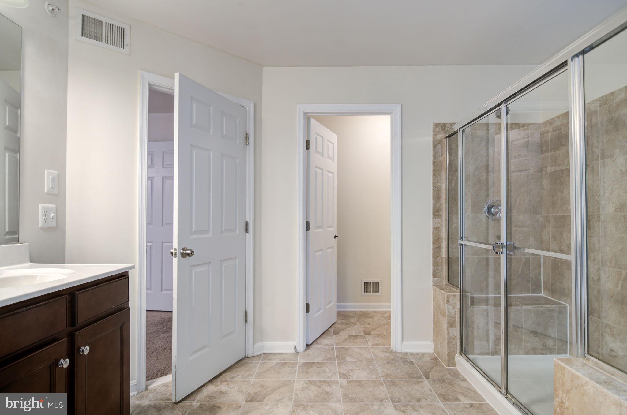 EAGLES POINTE - Residential Lease