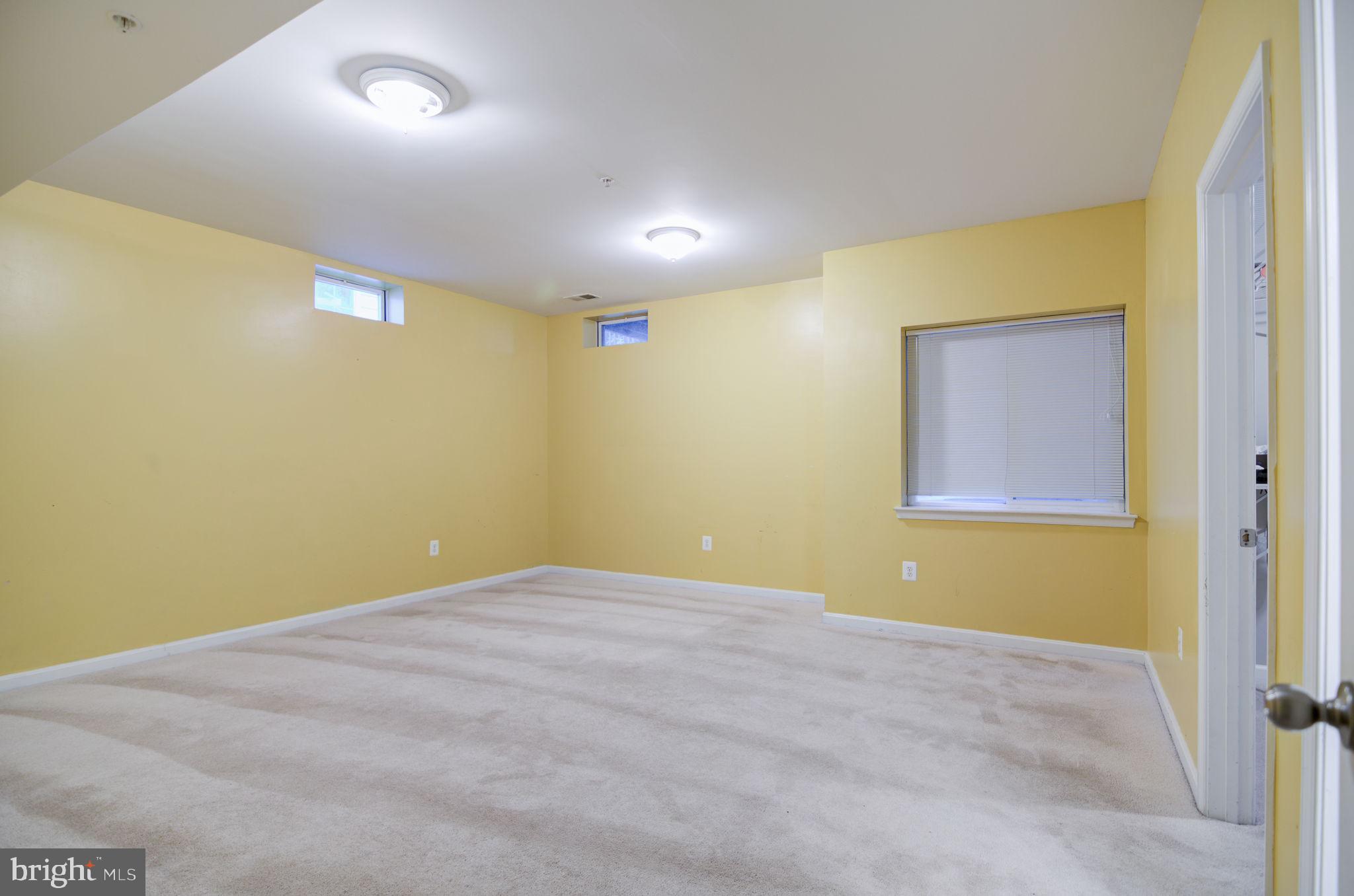 EAGLES POINTE - Residential Lease