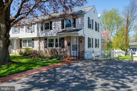Photo of 203 Elizabeth Drive, Lancaster, PA 17601 (MLS # PALA2049288)